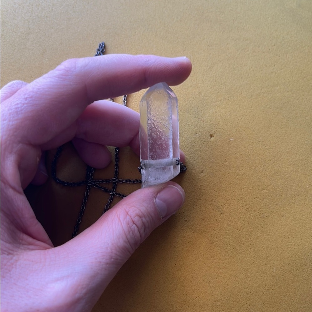 Crystal-like Pendant Necklace - Picture 9 of 10